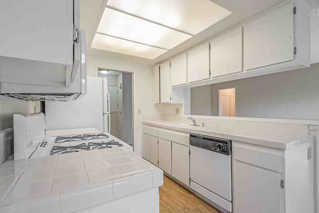 Trabuco Villas - Photo 5 of 34