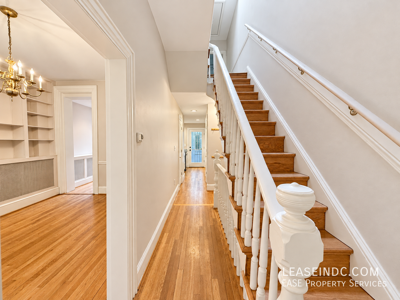 502 Independence Ave Se - Photo 3 of 37