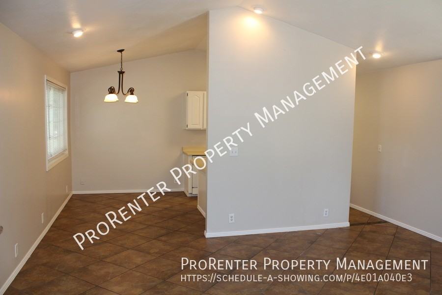 1409 S 50 W - Photo 5 of 23