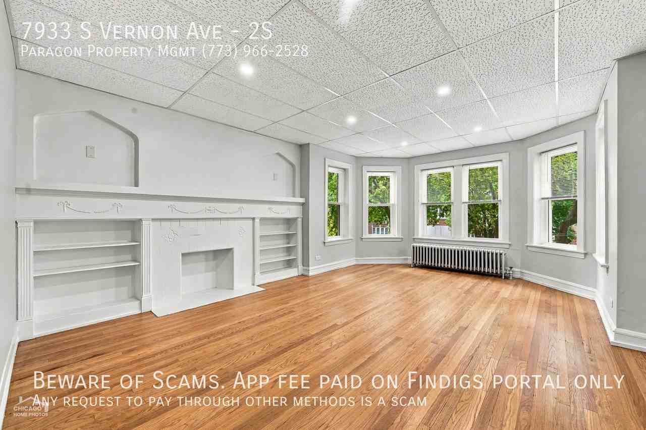 7933 S Vernon Ave #2S - Photo 2 of 12