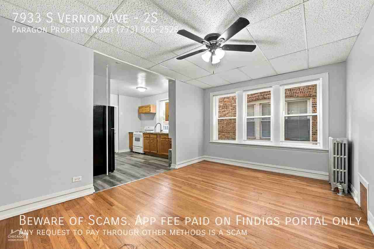 7933 S Vernon Ave #2S - Photo 6 of 12