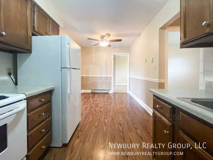 13 Sunbury Est - Photo 4 of 18