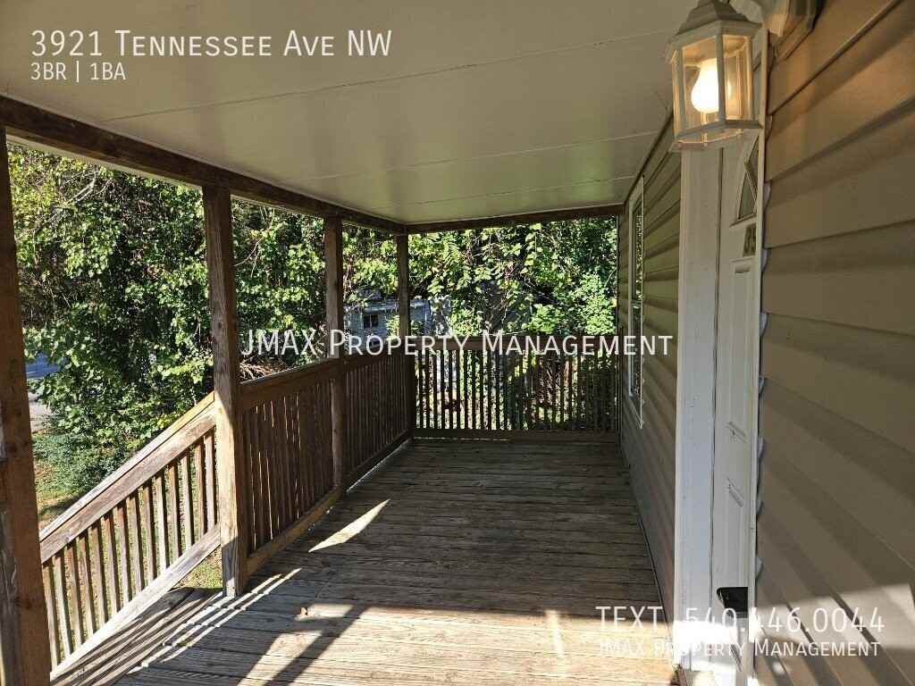 3921 Tennessee Ave Nw - Photo 2 of 12