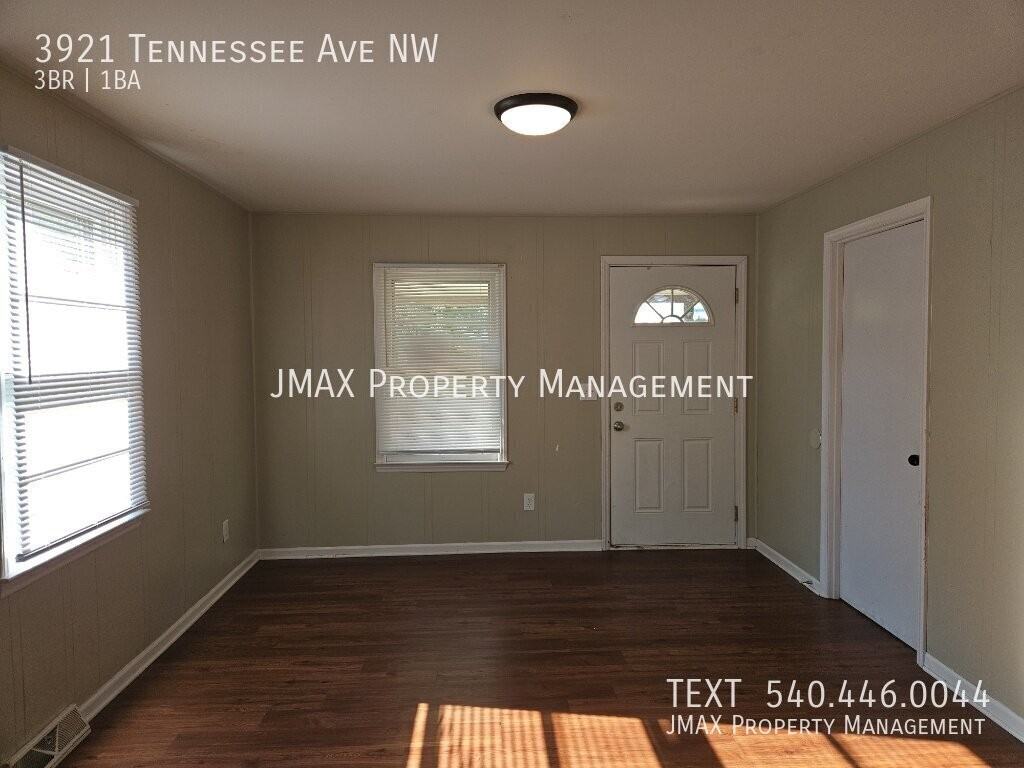 3921 Tennessee Ave Nw - Photo 4 of 12