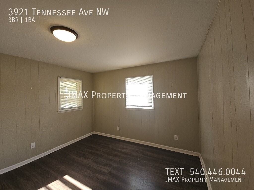 3921 Tennessee Ave Nw - Photo 7 of 12