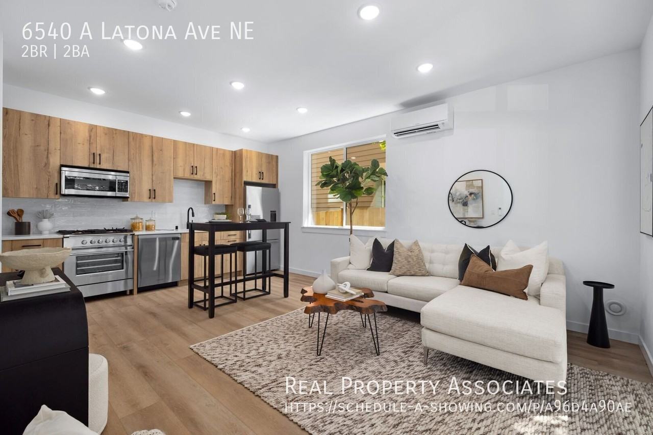 6540A Latona Ave Ne - Photo 6 of 34