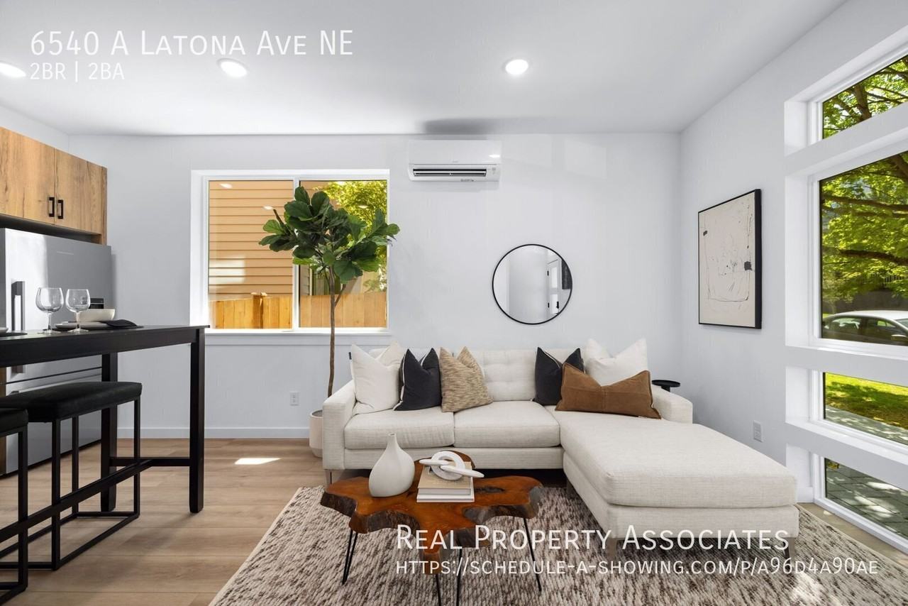 6540A Latona Ave Ne - Photo 7 of 34