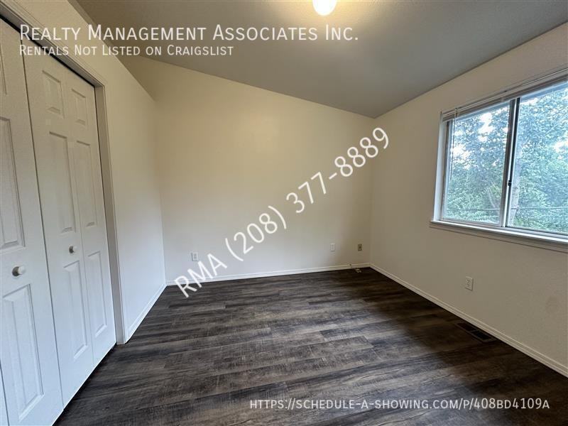 1351 N Garden St #ST - Photo 7 of 12