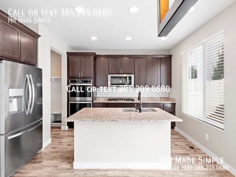 3576 W Alta Loma Ln - Photo 6 of 25