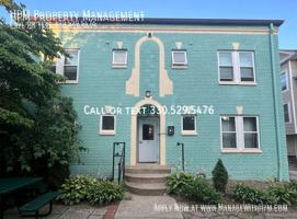 featured image of 21 S Highland Ave #4