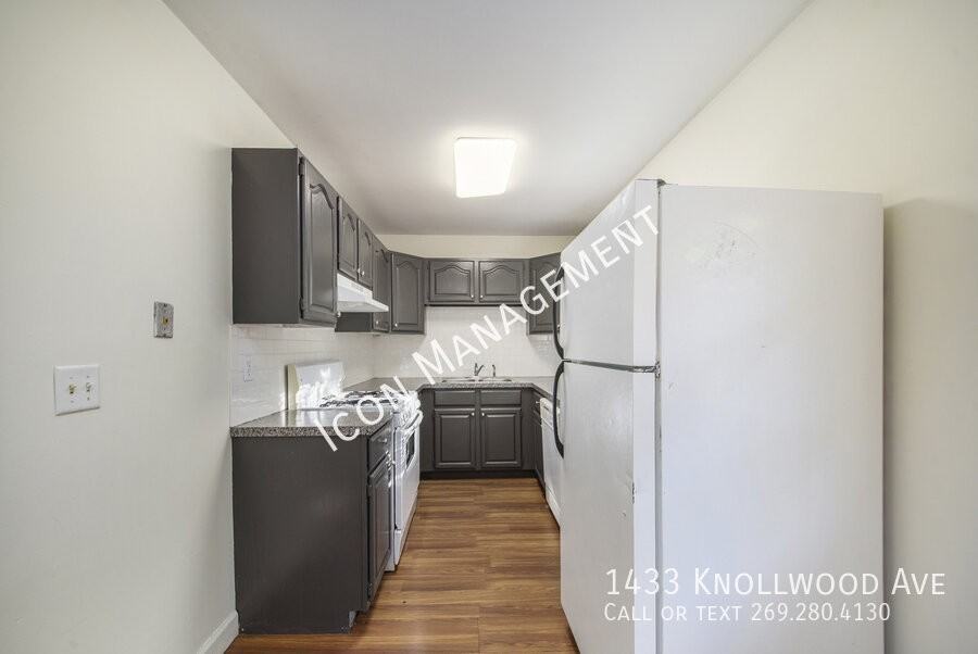 1433 Knollwood Ave #1433KNOLLW - Photo 5 of 21