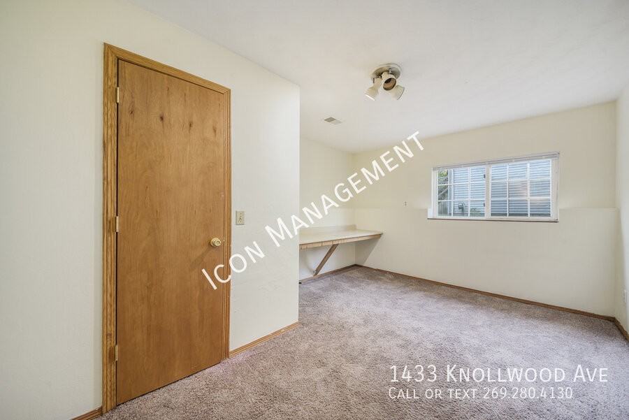 1433 Knollwood Ave #1433KNOLLW - Photo 7 of 21