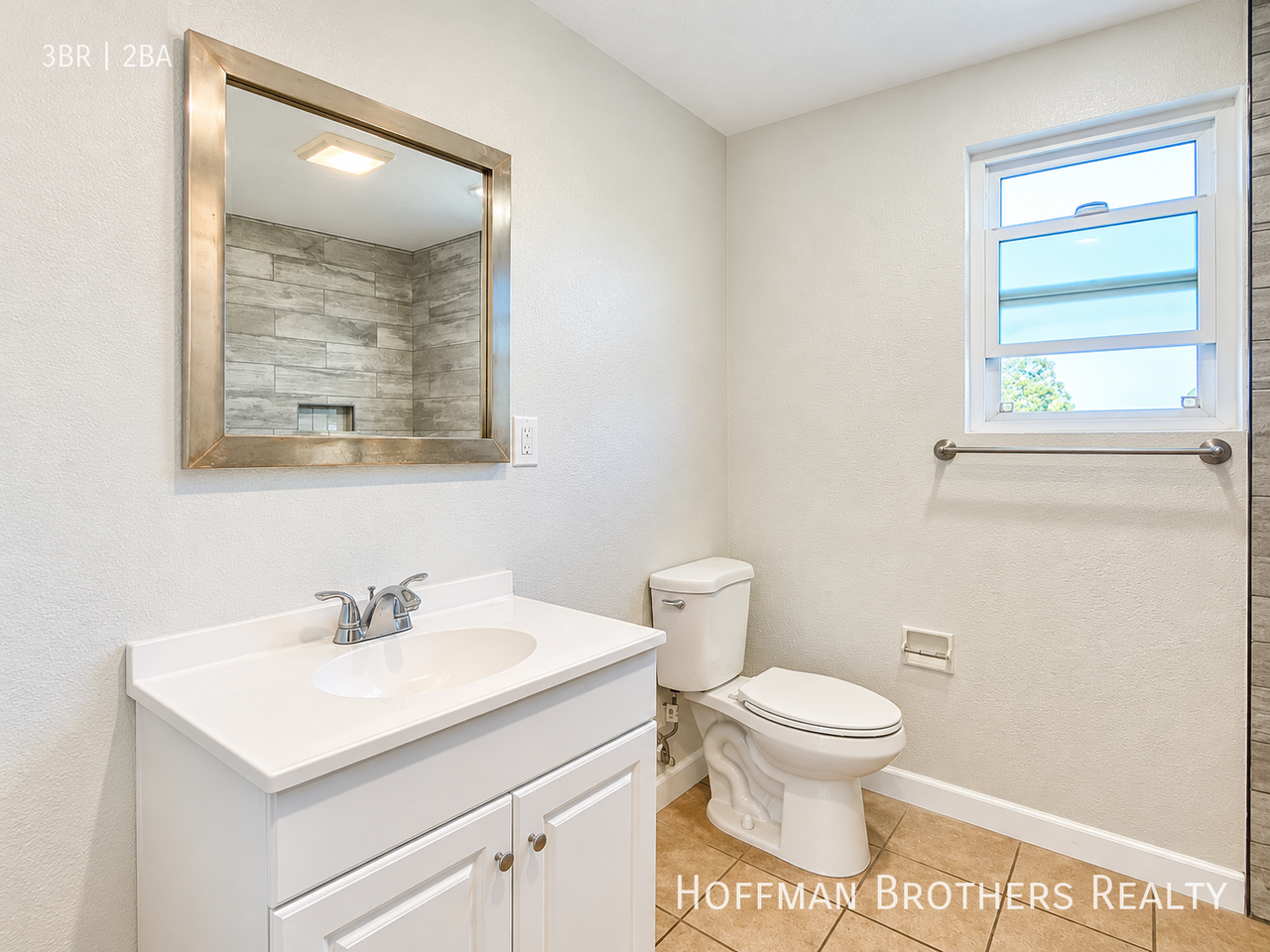 12626 1/2 S Wilmington Ave #1-2 - Photo 6 of 11