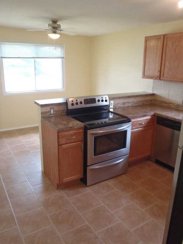608 Southland Dr Sw - Photo 2 of 10