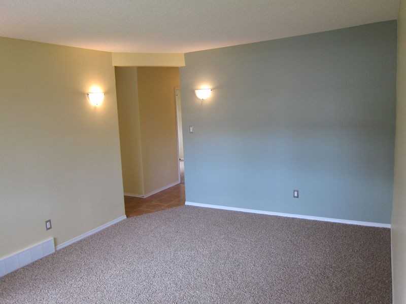 608 Southland Dr Sw - Photo 6 of 10