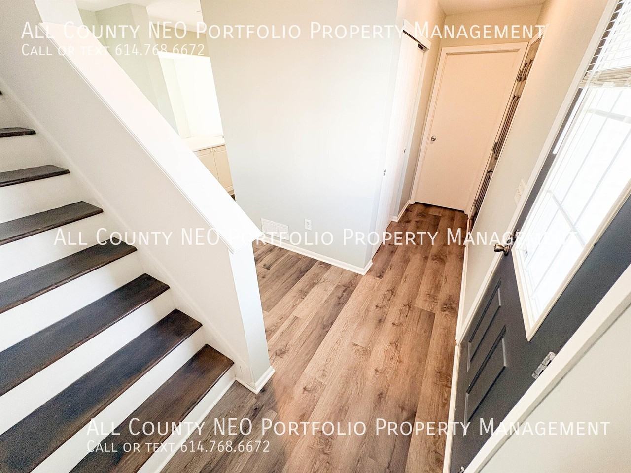 6045 Georges Park Dr - Photo 4 of 34