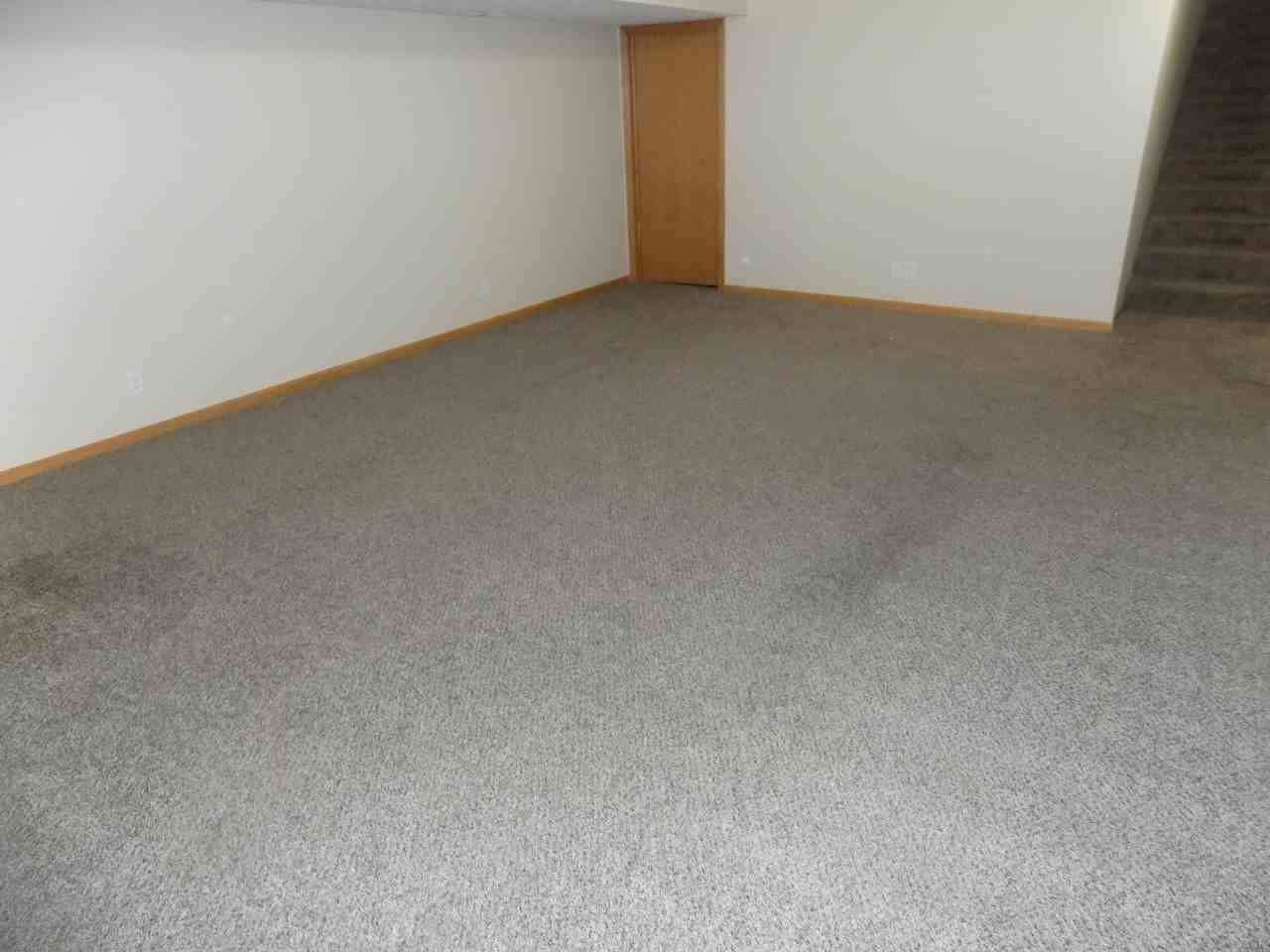 BCR 6461 Whitewater Lane - Photo 6 of 9