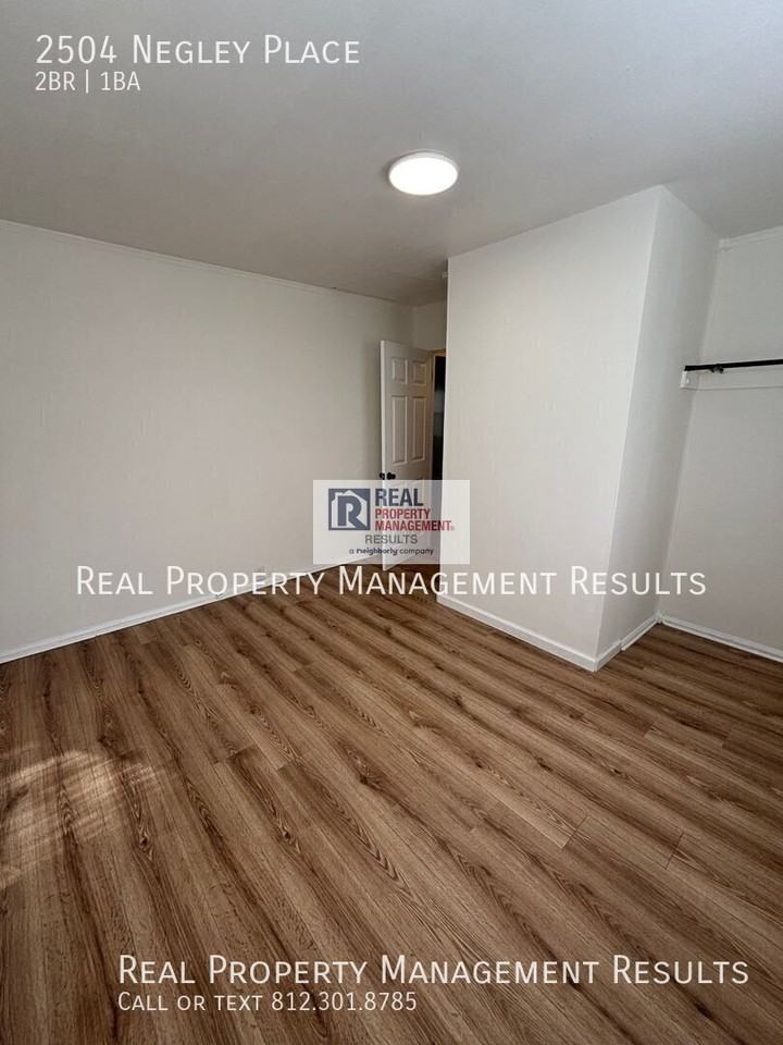 2504 Negley Pl - Photo 6 of 12
