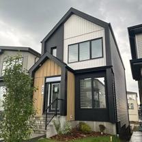 440 32 St Sw - Photo 1 of 1
