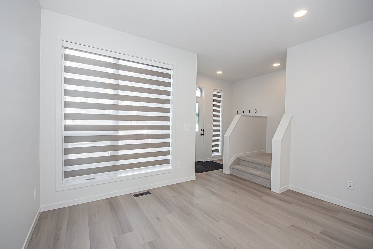 440 32 St Sw - Photo 5 of 35