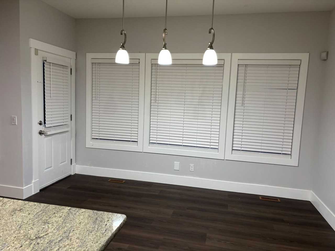 59 Evansdale Common Nw - Photo 5 of 35