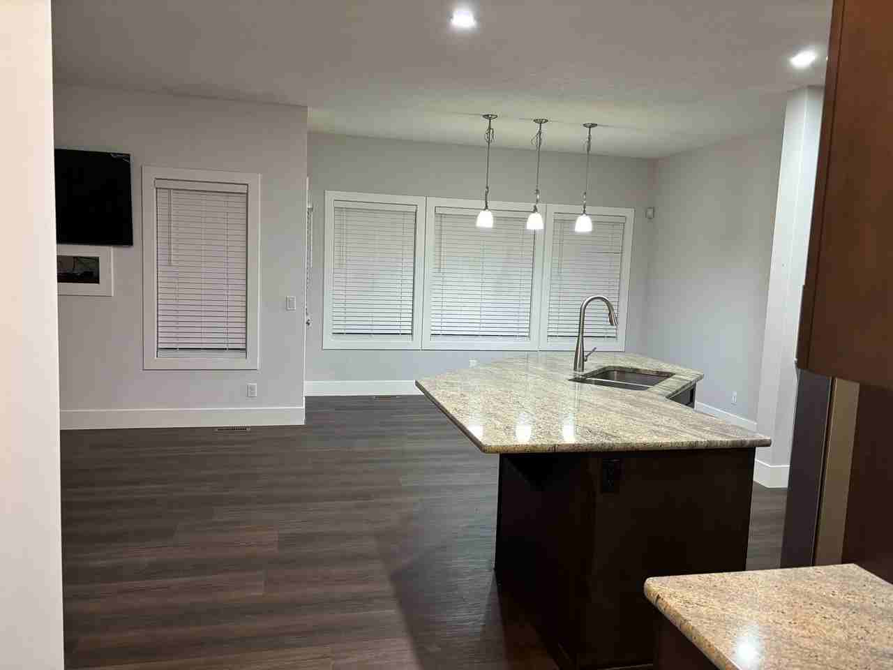 59 Evansdale Common Nw - Photo 6 of 35