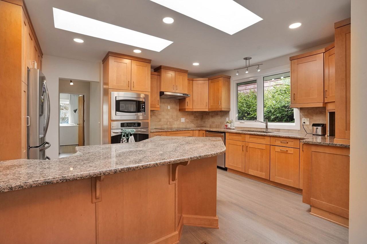 2704 Chandler Rd Nw - Photo 5 of 20