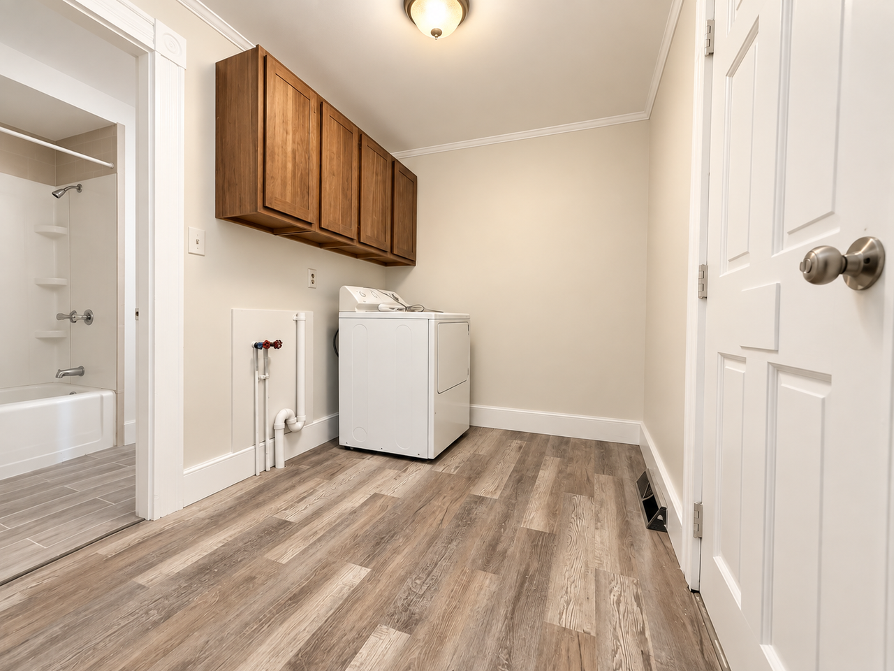 123 Chestnut St #2 - Photo 3 of 11