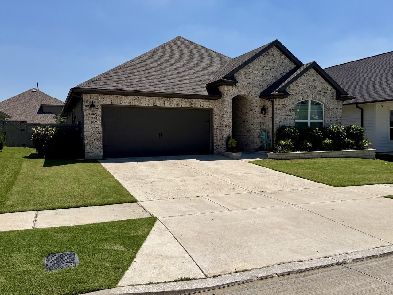 2413 Stella Ln #NA - Photo 2 of 32