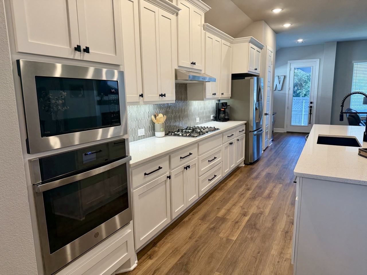 2413 Stella Ln #NA - Photo 4 of 32