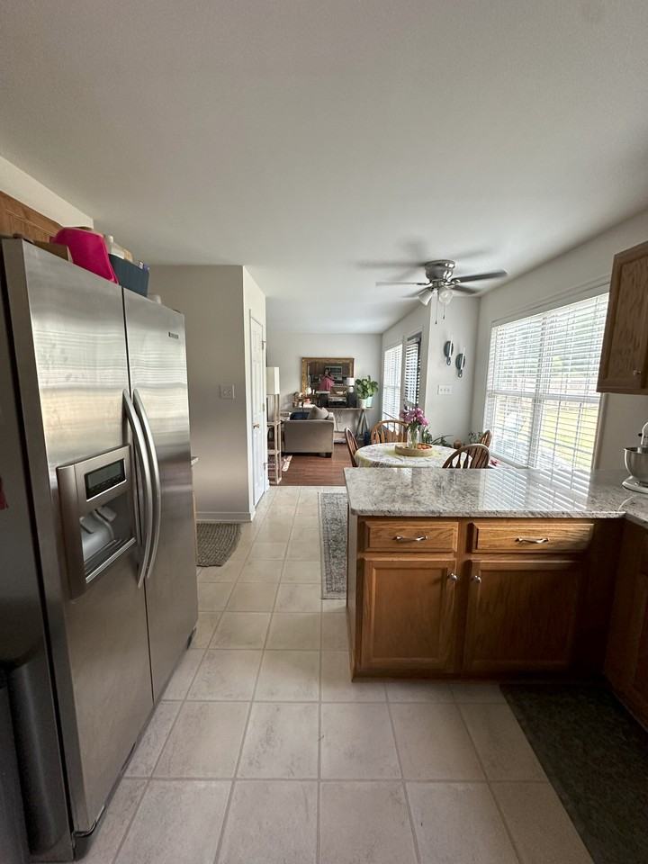 313 Lake Crest Ct #NA - Photo 3 of 14