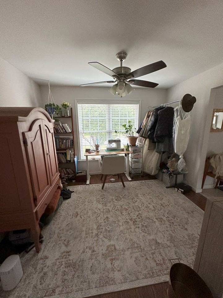 313 Lake Crest Ct #NA - Photo 4 of 14