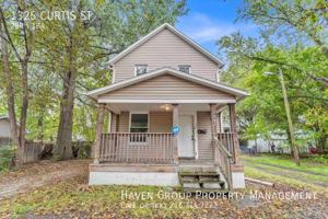 featured image of 1325 Curtis St