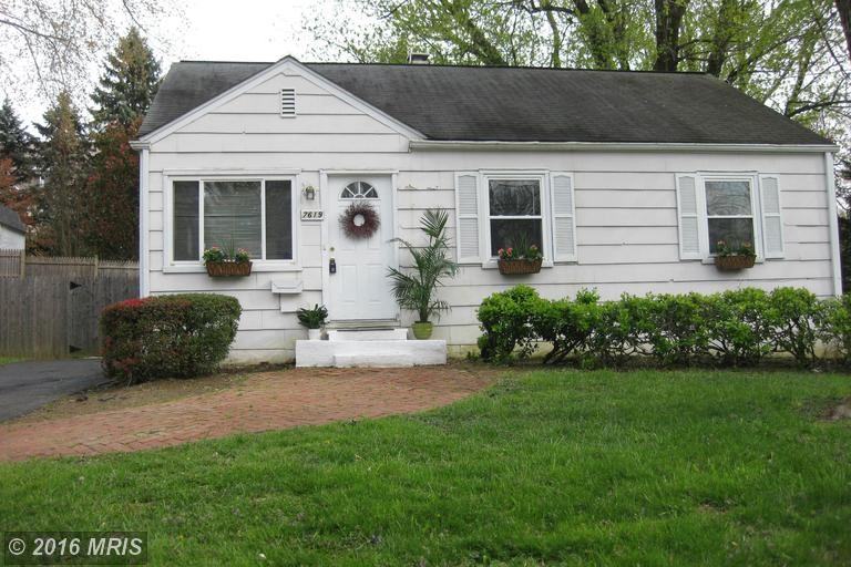 7619 Magarity Rd - Photo 2 of 19