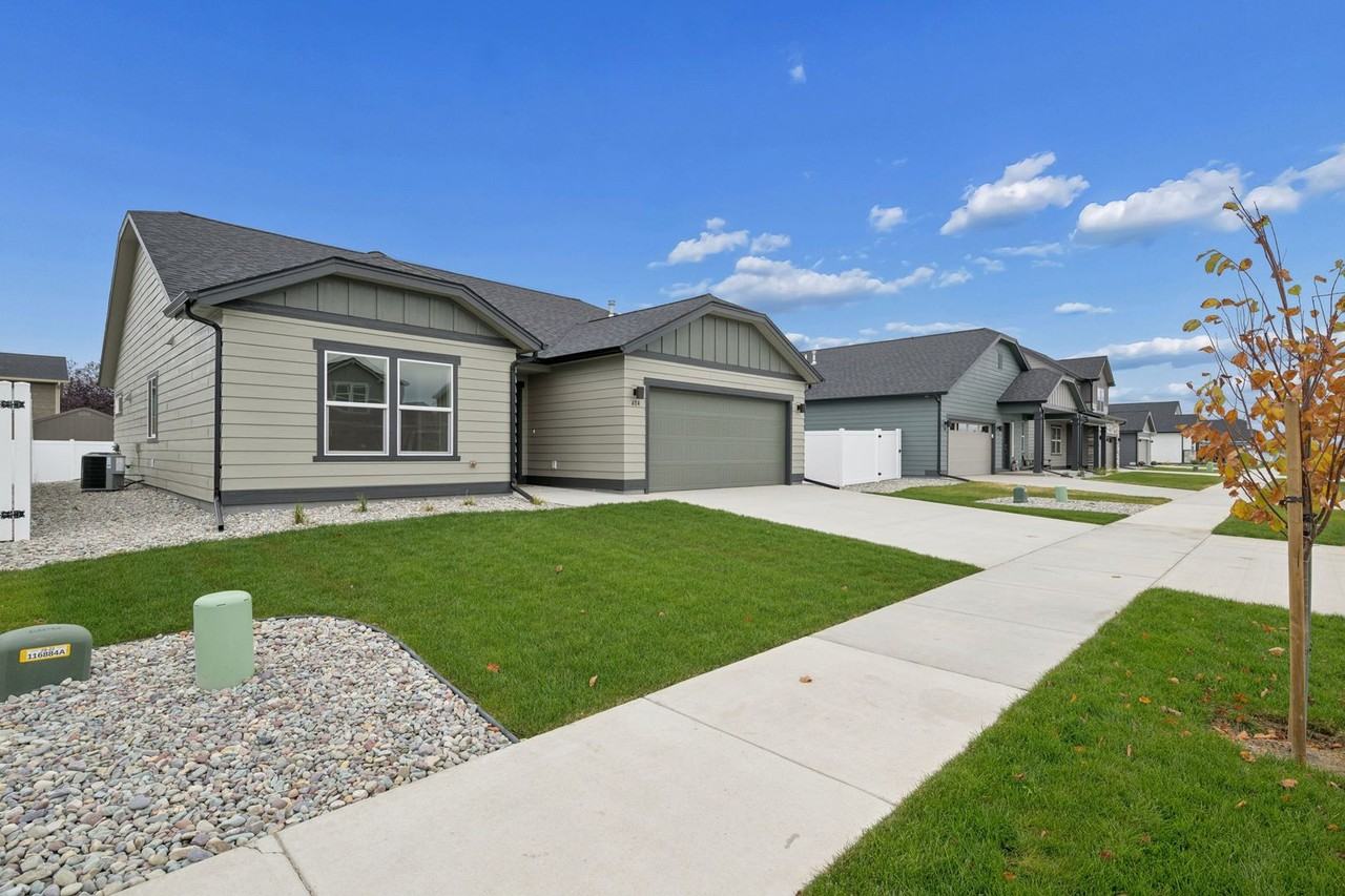 404 Needlegrass Ln - Photo 3 of 33
