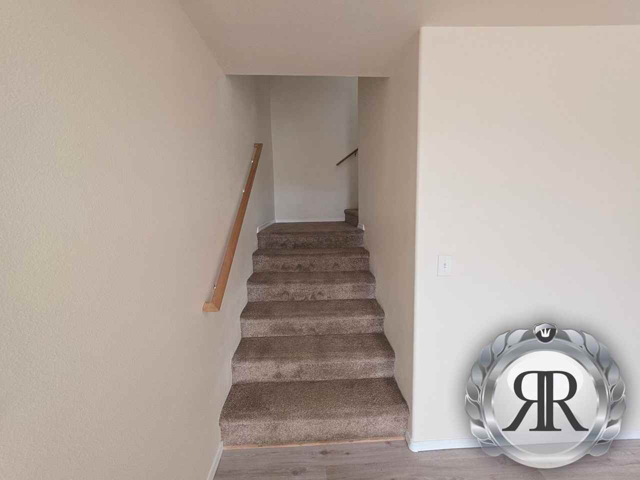 321 Emerald Rd Unit C - Photo 7 of 17