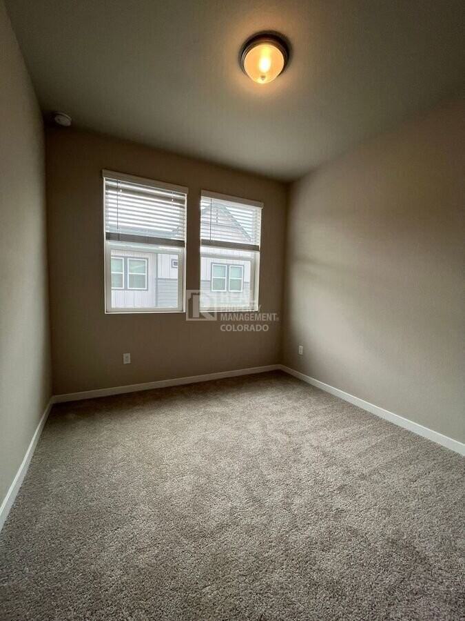 2721 Bear Springs Cir - Photo 4 of 11