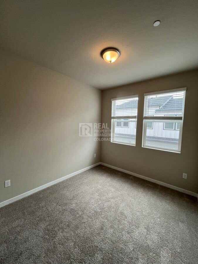 2721 Bear Springs Cir - Photo 5 of 11