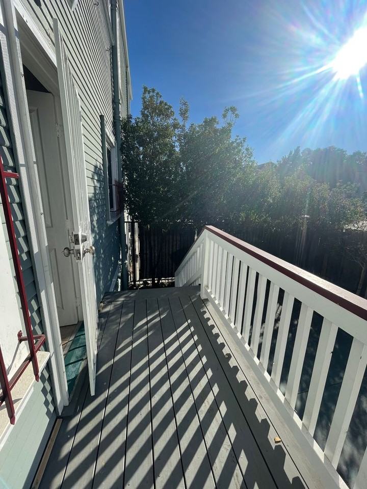 758 18th St #758 - Photo 7 of 46