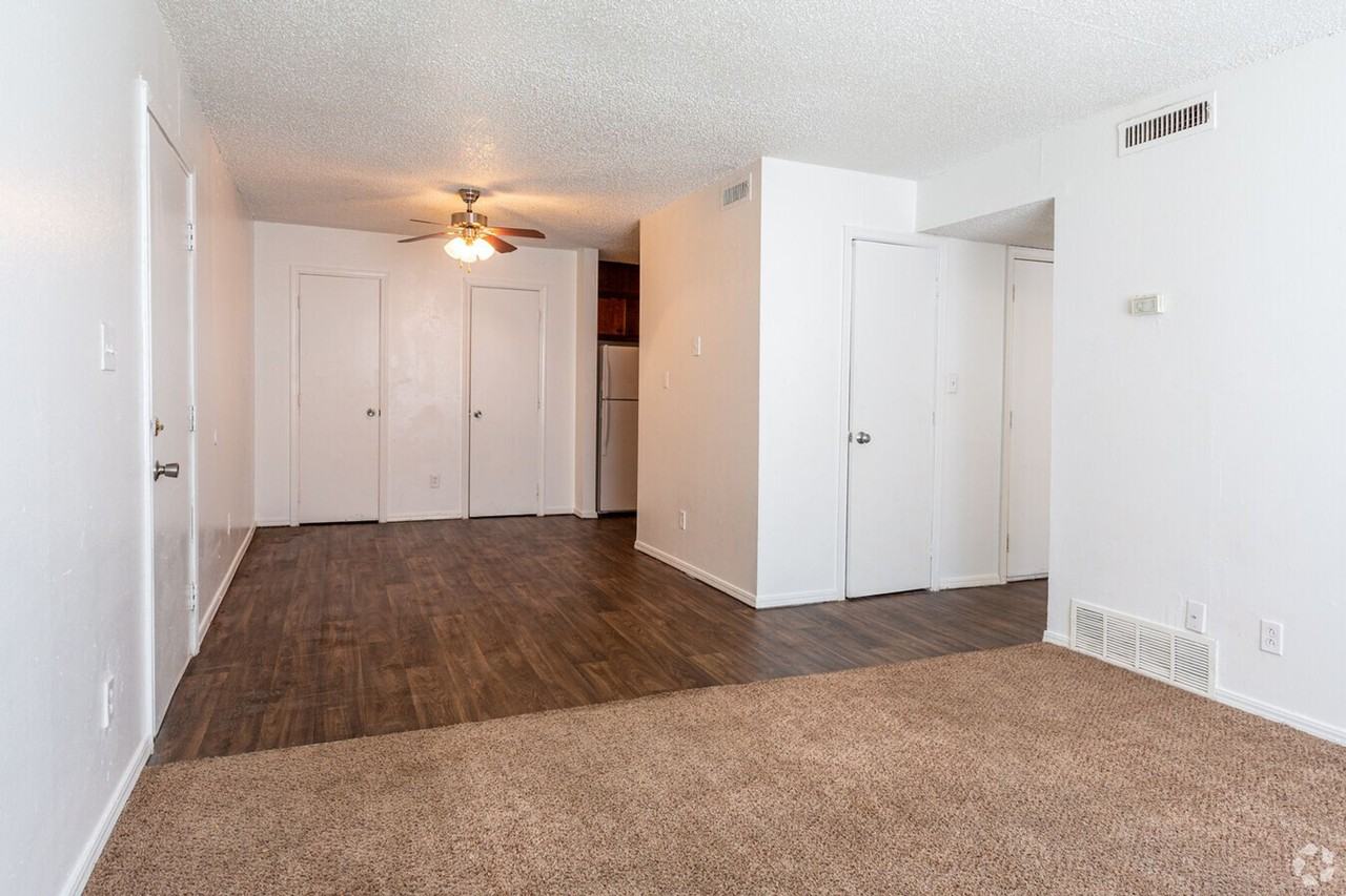 100 Arrowhead Dr. - Photo 6 of 10