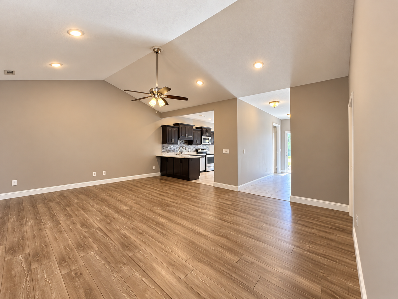 315 Deer Field Ridge Dr - Photo 4 of 11