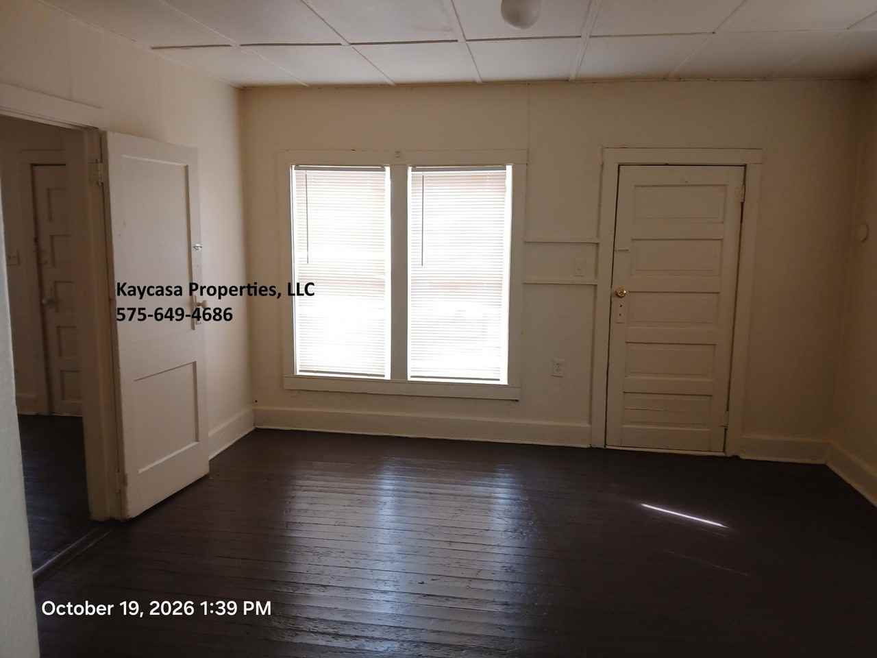 1125 N Mesquite St - Photo 4 of 8