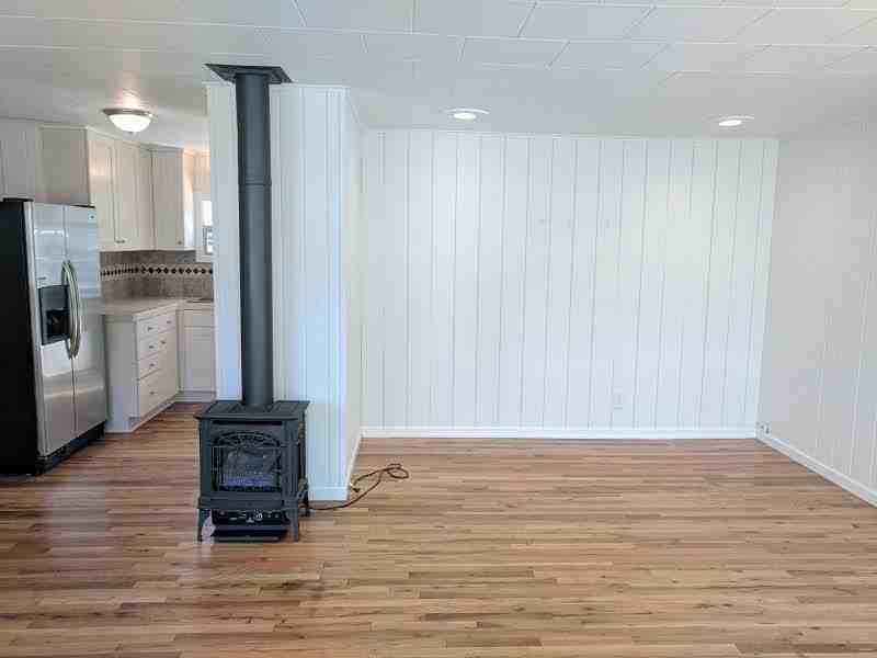 2720 W 2nd St - Photo 5 of 16