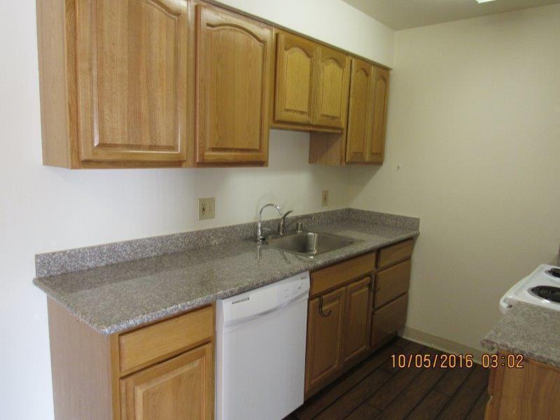 6400 66th Ave - Photo 5 of 16