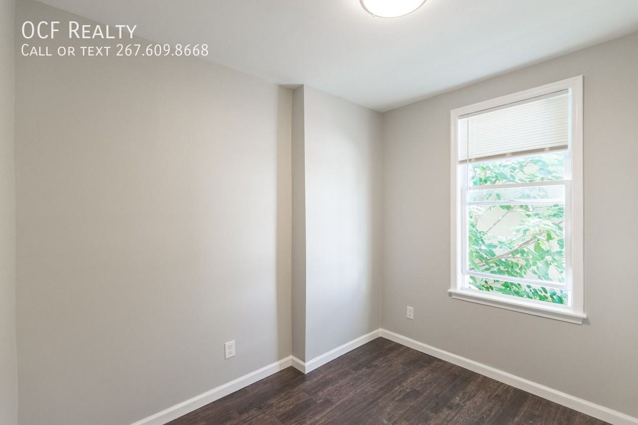 2260 E Cambria St - Photo 3 of 15