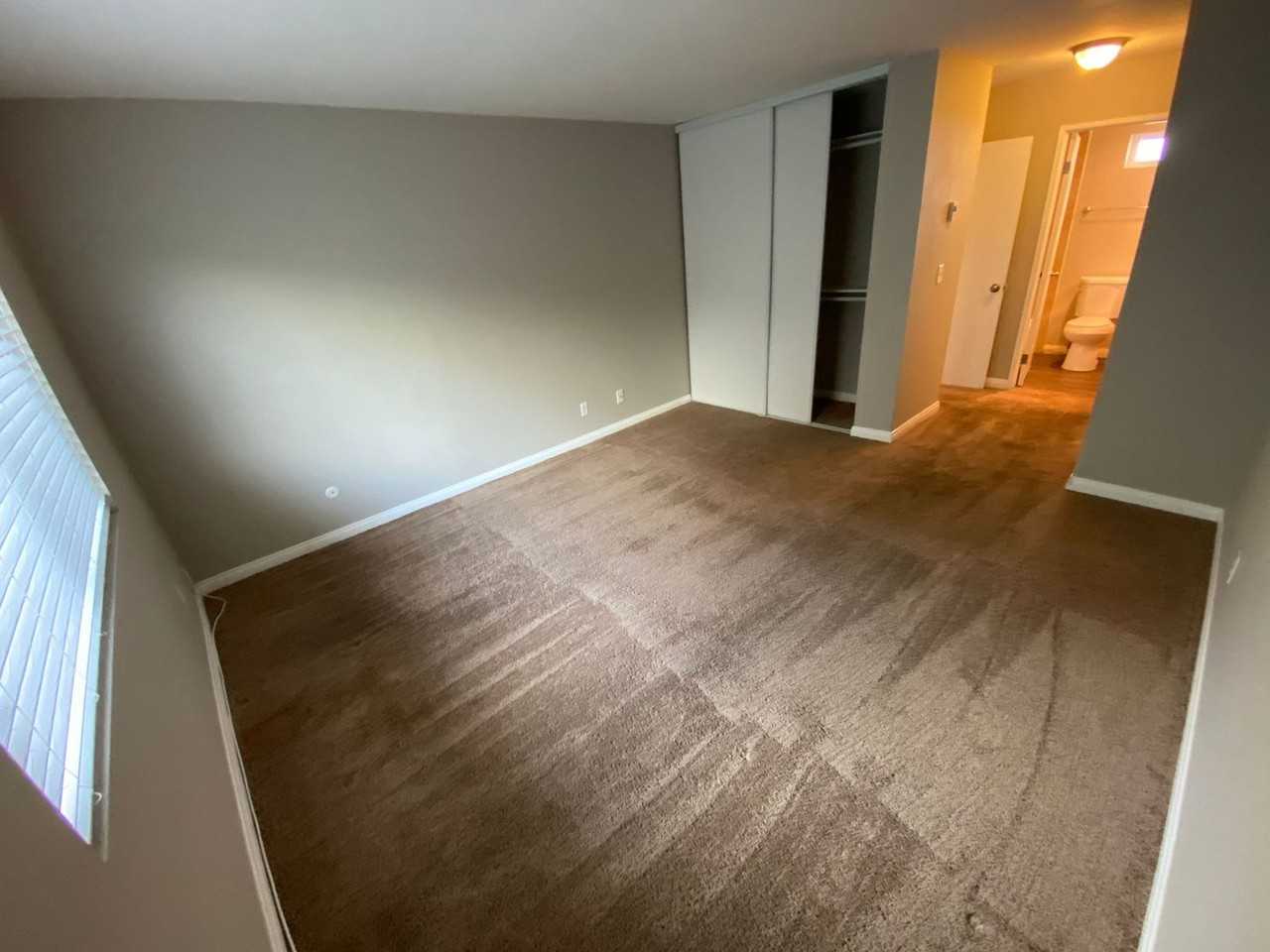 4310 54th St #209 - Photo 5 of 12