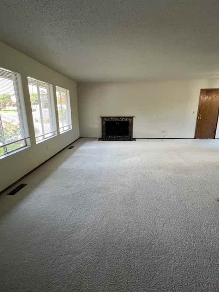 1524 4th St - Photo 6 of 27