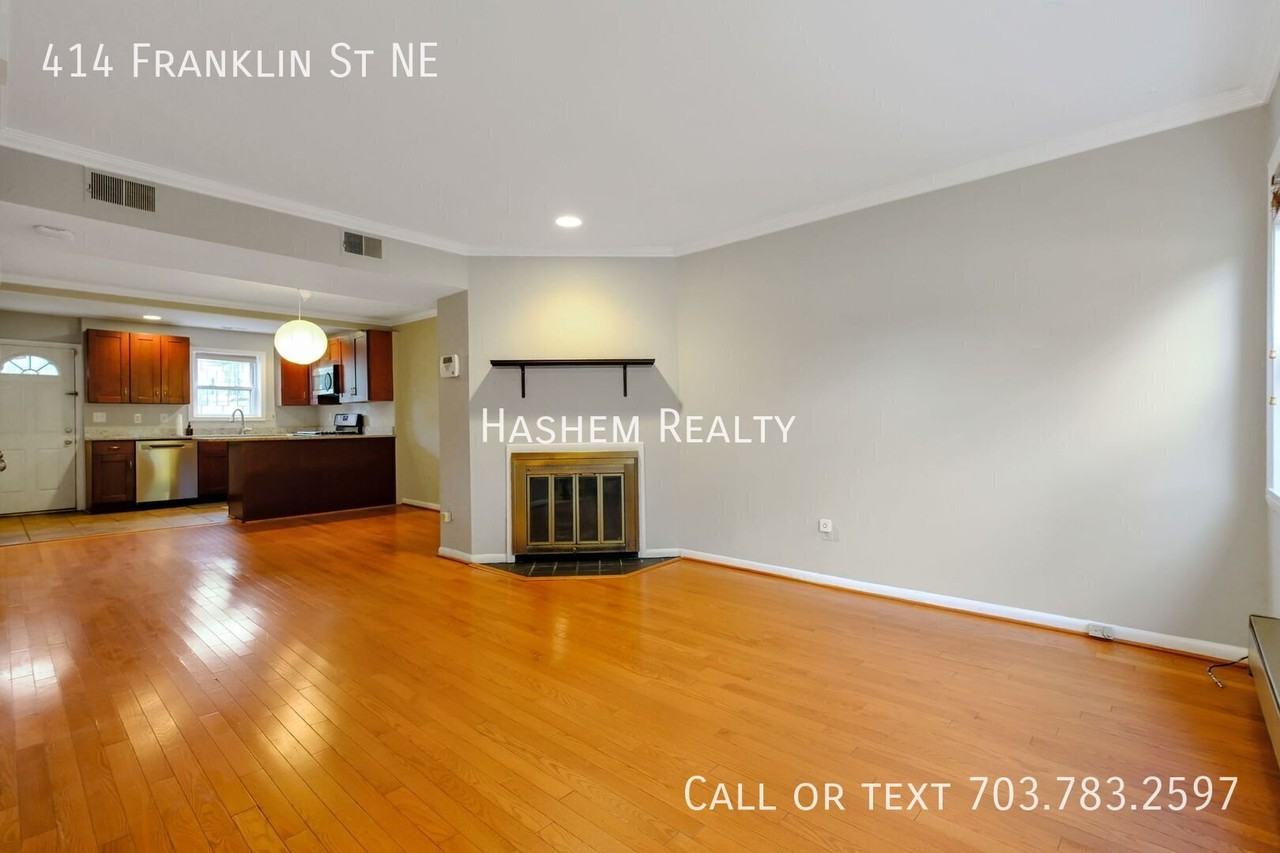 414 Franklin St Ne - Photo 4 of 18