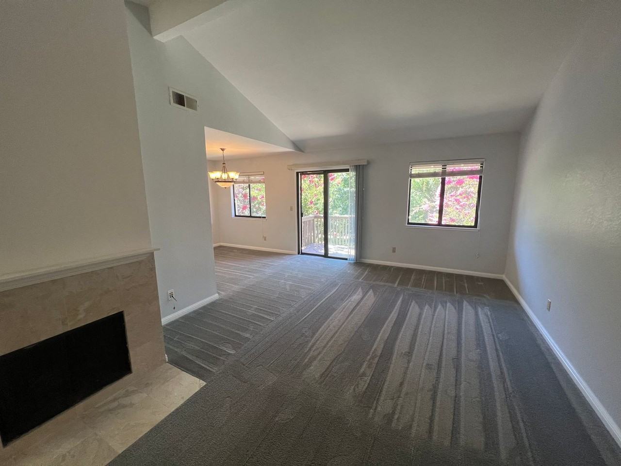 18898 Sara Park Cir - Photo 5 of 25