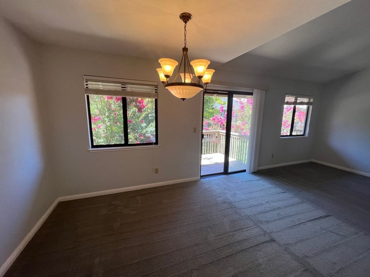 18898 Sara Park Cir - Photo 6 of 25